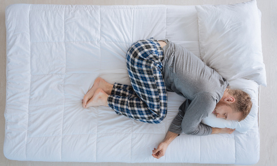 Jak wyczyścić materac? Czy materac można prać?